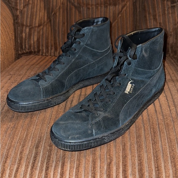 Men’s Puma Suede Shoes - Picture 1 of 6